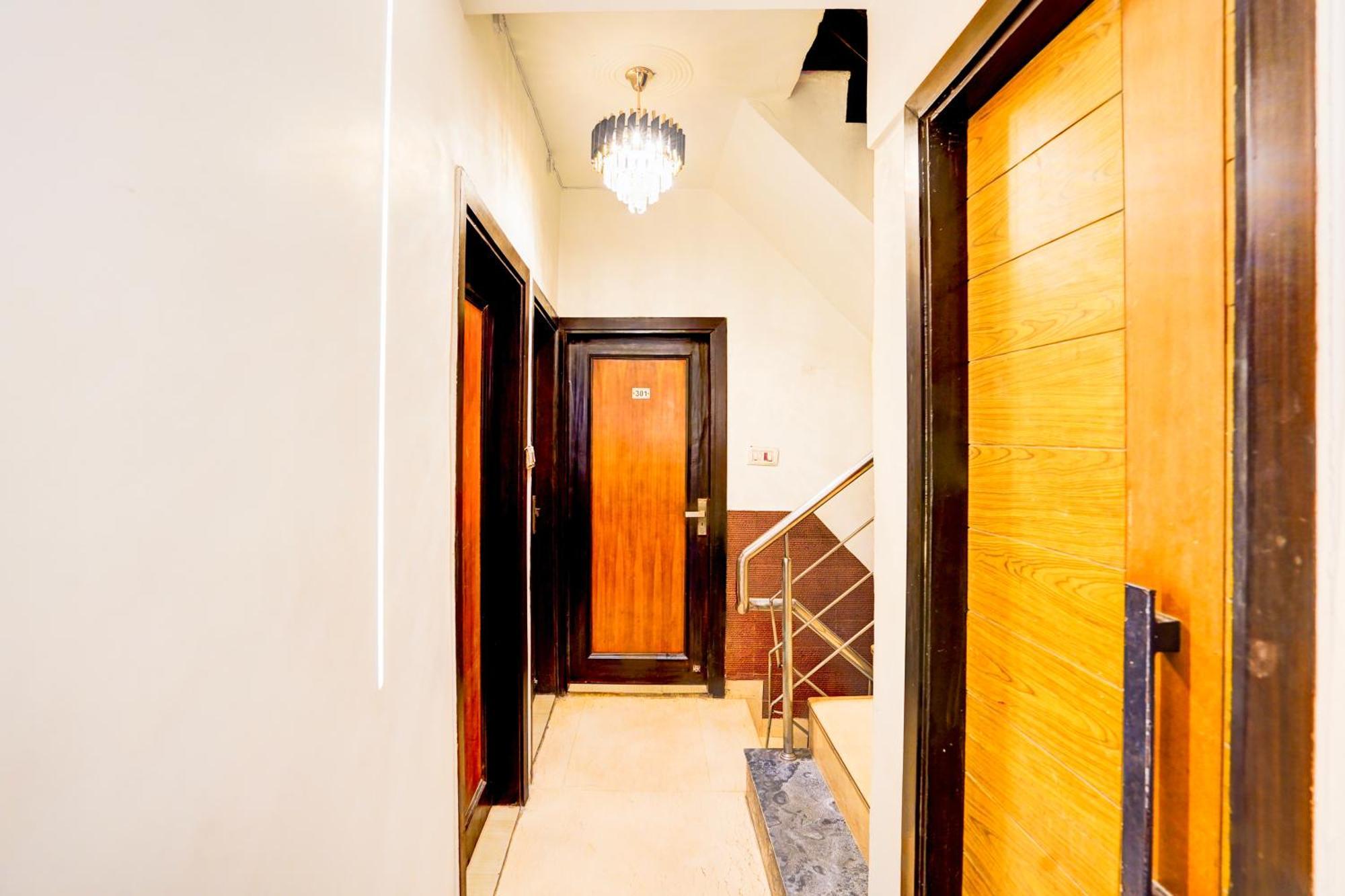 Staybook Hotel Aira New Delhi Railway Station Paharganj מראה חיצוני תמונה