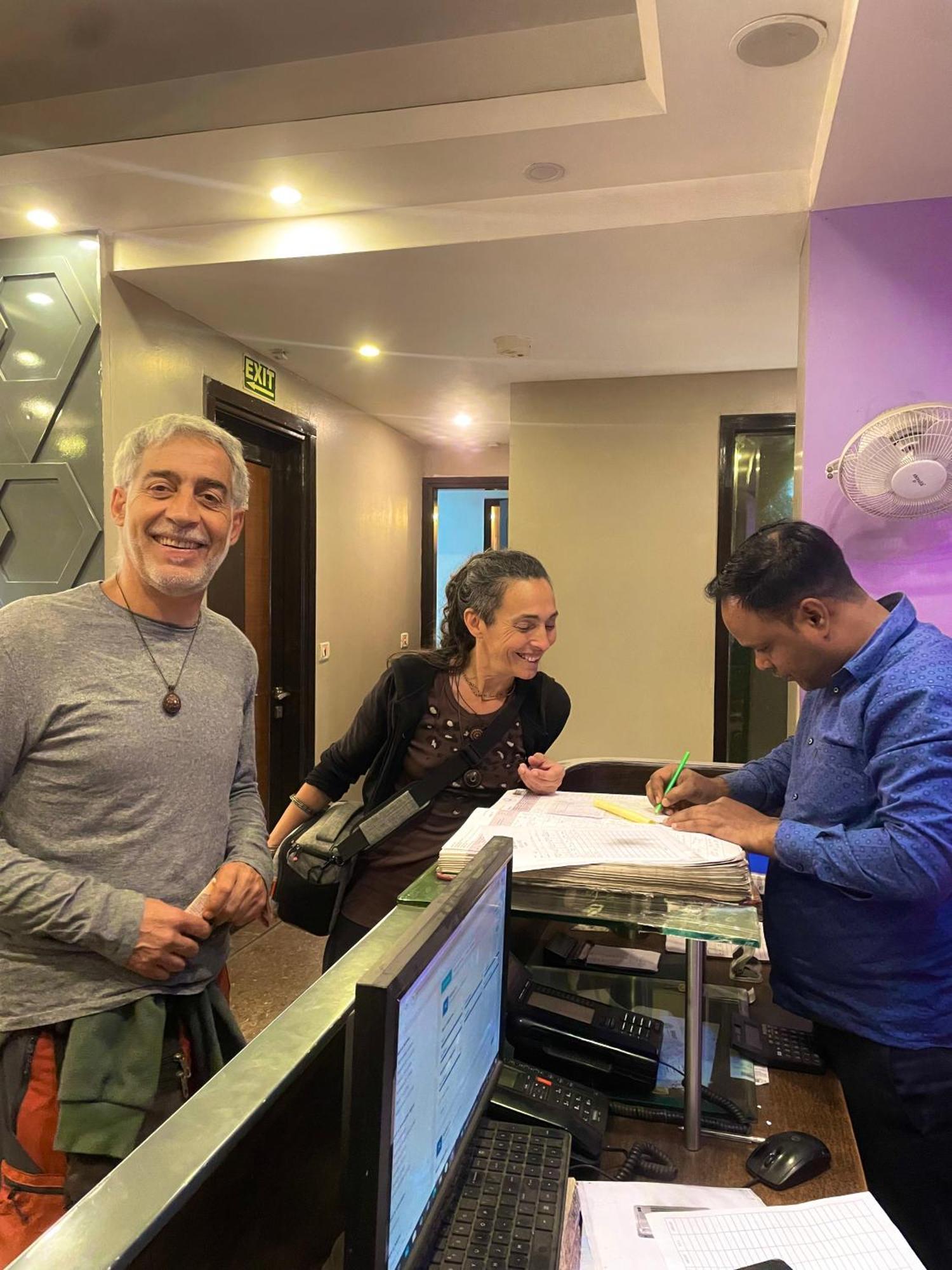 Staybook Hotel Aira New Delhi Railway Station Paharganj מראה חיצוני תמונה